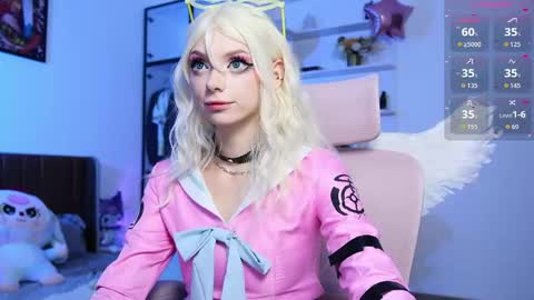 Holli online show from May 5, 2026, 12:13 pm