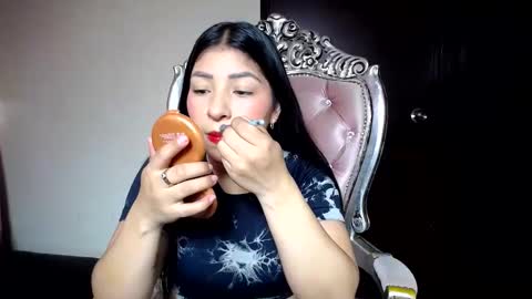 holly online show from September 19, 2025, 3:02 pm