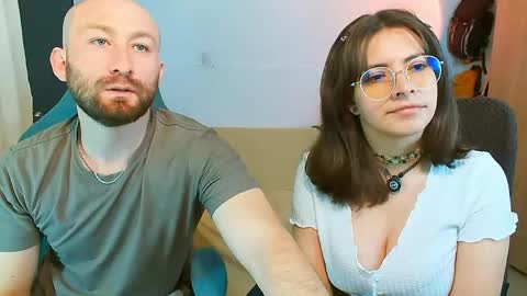 Holly and Honey online show from May 30, 2026, 11:02 pm