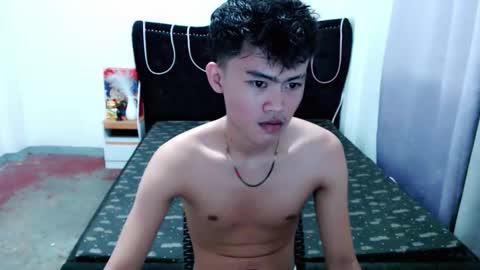 Snapshot of holly_fucker22 chatting on February 17, 2026, 11:07 am JAY online show from February 17, 2026, 11:07 am