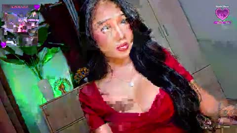 Snapshot of holly_preciousxx chatting on June 6, 2026, 1:05 pm Hi Im Precious online show from June 6, 2026, 1:05 pm