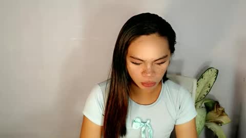 Mika Duhay Velat online show from April 18, 2026, 7:01 am