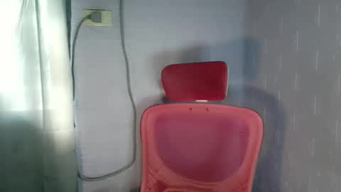 Mika Duhay Velat online show from April 19, 2026, 6:56 am