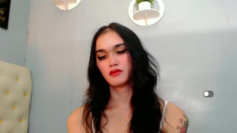 Apple online show from December 23, 2024, 9:05 am