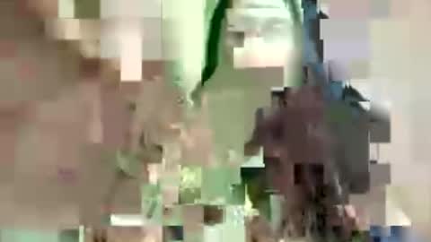 Snapshot of holly_wyn chatting on August 1, 2026, 10:47 am holly_wyn online show from August 1, 2026, 10:47 am