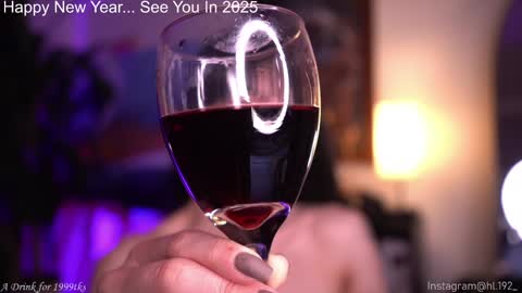 Holly Linder online show from December 28, 2024, 5:23 am