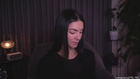 Holly Linder online show from February 10, 2026, 2:15 am