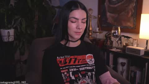 Holly Linder online show from February 28, 2026, 2:34 am