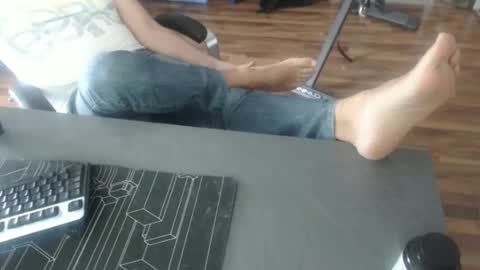 hollymollysucker online show from February 23, 2025, 1:32 pm