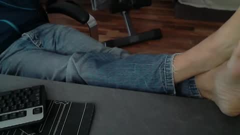 hollymollysucker online show from March 2, 2026, 8:54 am