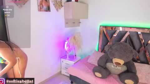 Snapshot of hollyprincess_2 chatting on October 3, 2025, 10:40 pm holly princess mermaid online show from October 3, 2025, 10:40 pm