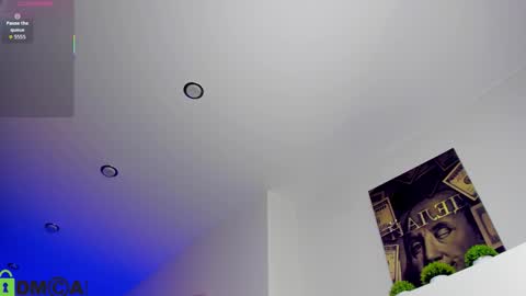 Holly online show from November 2, 2025, 1:08 am