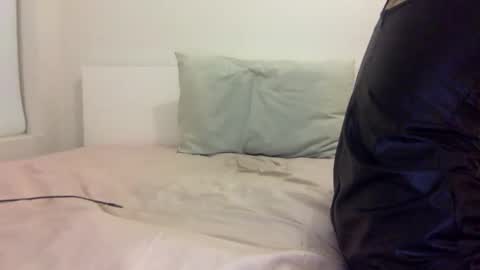 EDGED DICK online show from April 6, 2026, 6:31 pm