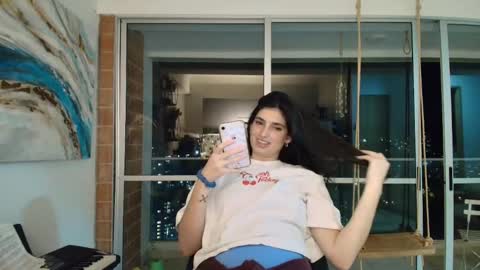 hollyshit_ online show from October 7, 2025, 11:57 pm