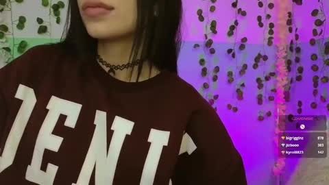 Snapshot of hollyxx_ chatting on January 30, 2025, 6:24 am holly online show from January 30, 2025, 6:24 am