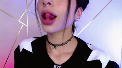 Snapshot of hollyxx_ chatting on March 12, 2025, 4:13 pm holly online show from March 12, 2025, 4:13 pm