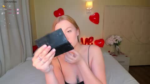 Emma online show from February 16, 2025, 1:03 am