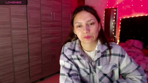 Juli online show from September 15, 2025, 3:50 am