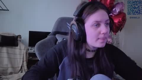 Snapshot of holy_kveta chatting on February 28, 2026, 3:51 am Kviki online show from February 28, 2026, 3:51 am