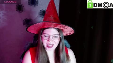 Welcome guys  Pleasure to see you all here  My name is MichaelaTip menu is active Private is open  online show from October 30, 2025, 2:46 am