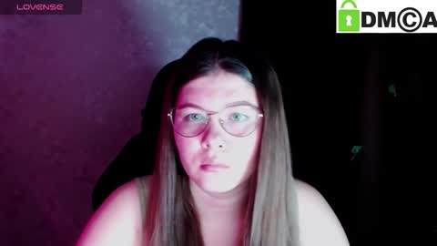 Welcome guys  Pleasure to see you all here  My name is MichaelaTip menu is active Private is open  online show from November 10, 2025, 6:12 am