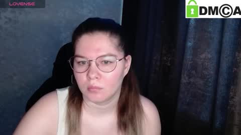 Welcome guys  Pleasure to see you all here  My name is MichaelaTip menu is active Private is open  online show from February 3, 2026, 6:00 am