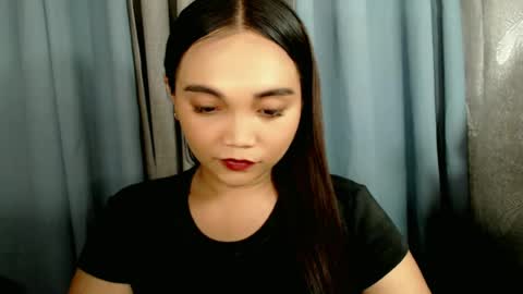 Snapshot of holy_shine chatting on July 7, 2026, 10:36 pm Bella online show from July 7, 2026, 10:36 pm