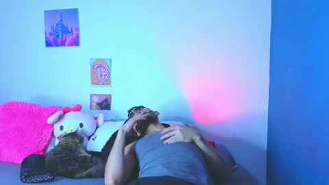      online show from November 29, 2025, 5:38 pm