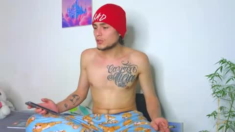 Snapshot of holy_taby_ chatting on May 2, 2026, 3:44 am online show from May 2, 2026, 3:44 am
