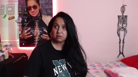 Milena online show from October 9, 2025, 10:52 pm