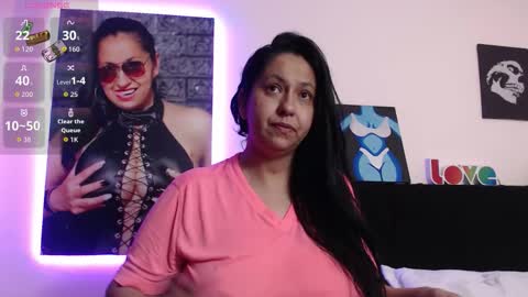 Milena online show from November 12, 2025, 9:21 am