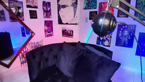   online show from February 20, 2025, 4:03 pm