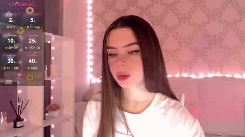 Snapshot of holymiax chatting on October 12, 2025, 3:27 am Mia online show from October 12, 2025, 3:27 am