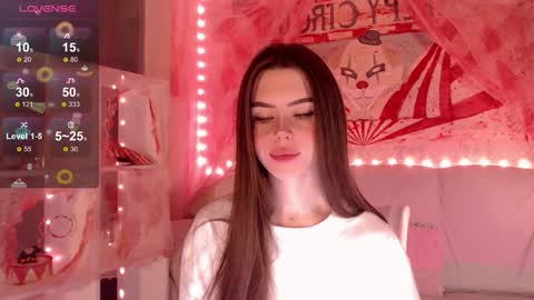 Snapshot of holymiax chatting on October 26, 2025, 3:34 am Mia online show from October 26, 2025, 3:34 am