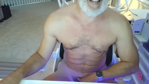 Snapshot of holymoses8 chatting on August 6, 2026, 10:22 pm holymoses8 online show from August 6, 2026, 10:22 pm