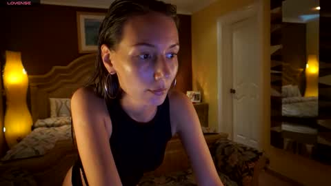 V online show from January 15, 2025, 3:29 pm