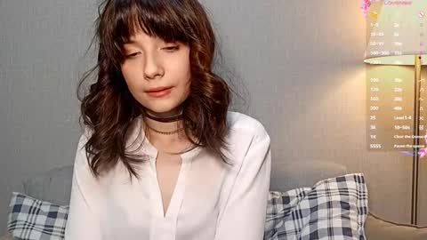 May online show from December 16, 2025, 6:35 pm