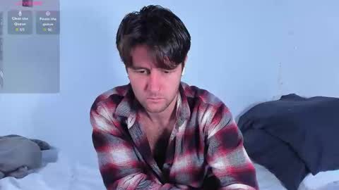 Snapshot of honestandrew chatting on December 2, 2025, 9:36 am Andrew online show from December 2, 2025, 9:36 am