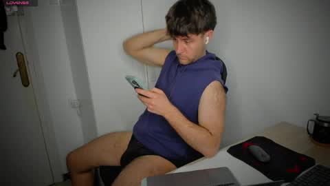 Andrew online show from April 7, 2026, 8:09 pm