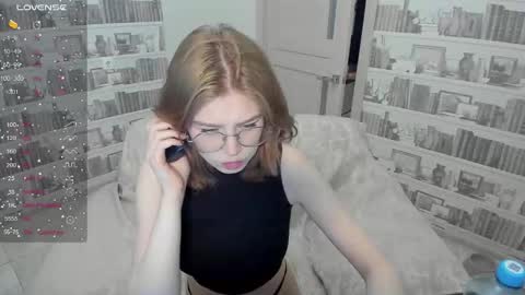 Snapshot of honey__pie chatting on January 15, 2026, 8:45 pm Lilith and Ellie online show from January 15, 2026, 8:45 pm