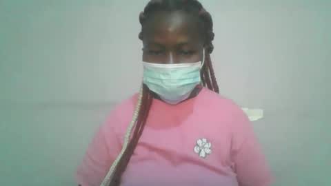 Snapshot of honey_beb chatting on September 15, 2025, 7:19 am honey_beb online show from September 15, 2025, 7:19 am