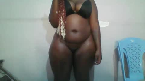 Snapshot of honey_beb chatting on September 15, 2025, 7:36 pm honey_beb online show from September 15, 2025, 7:36 pm
