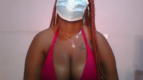 Snapshot of honey_beb chatting on September 18, 2025, 2:57 am honey_beb online show from September 18, 2025, 2:57 am