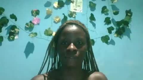 Queen online show from September 29, 2025, 5:51 pm