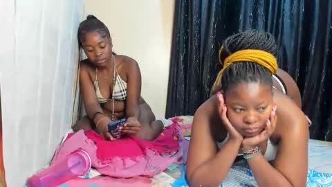 Snapshot of honey_drop1 chatting on December 18, 2025, 1:00 am honey drop online show from December 18, 2025, 1:00 am