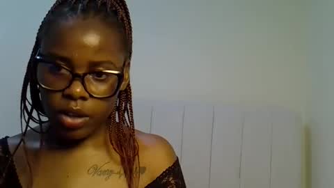 Snapshot of honey_drop1 chatting on March 26, 2026, 11:54 pm honey drop online show from March 26, 2026, 11:54 pm