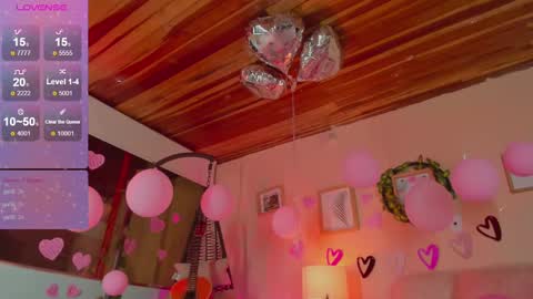 Snapshot of honey_fox01 chatting on February 21, 2025, 3:45 am HONEY online show from February 21, 2025, 3:45 am