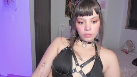 Snapshot of honey_hoe chatting on February 8, 2025, 5:18 am Lau online show from February 8, 2025, 5:18 am