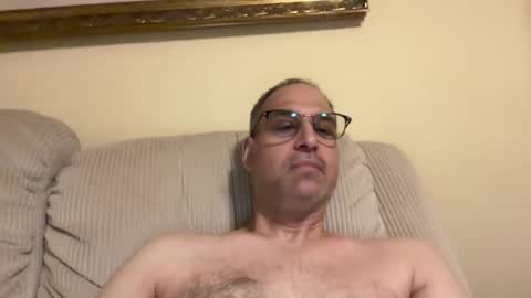 honey_man14 online show from September 27, 2025, 12:10 pm