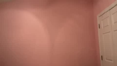 honey_man14 online show from November 1, 2025, 11:23 am